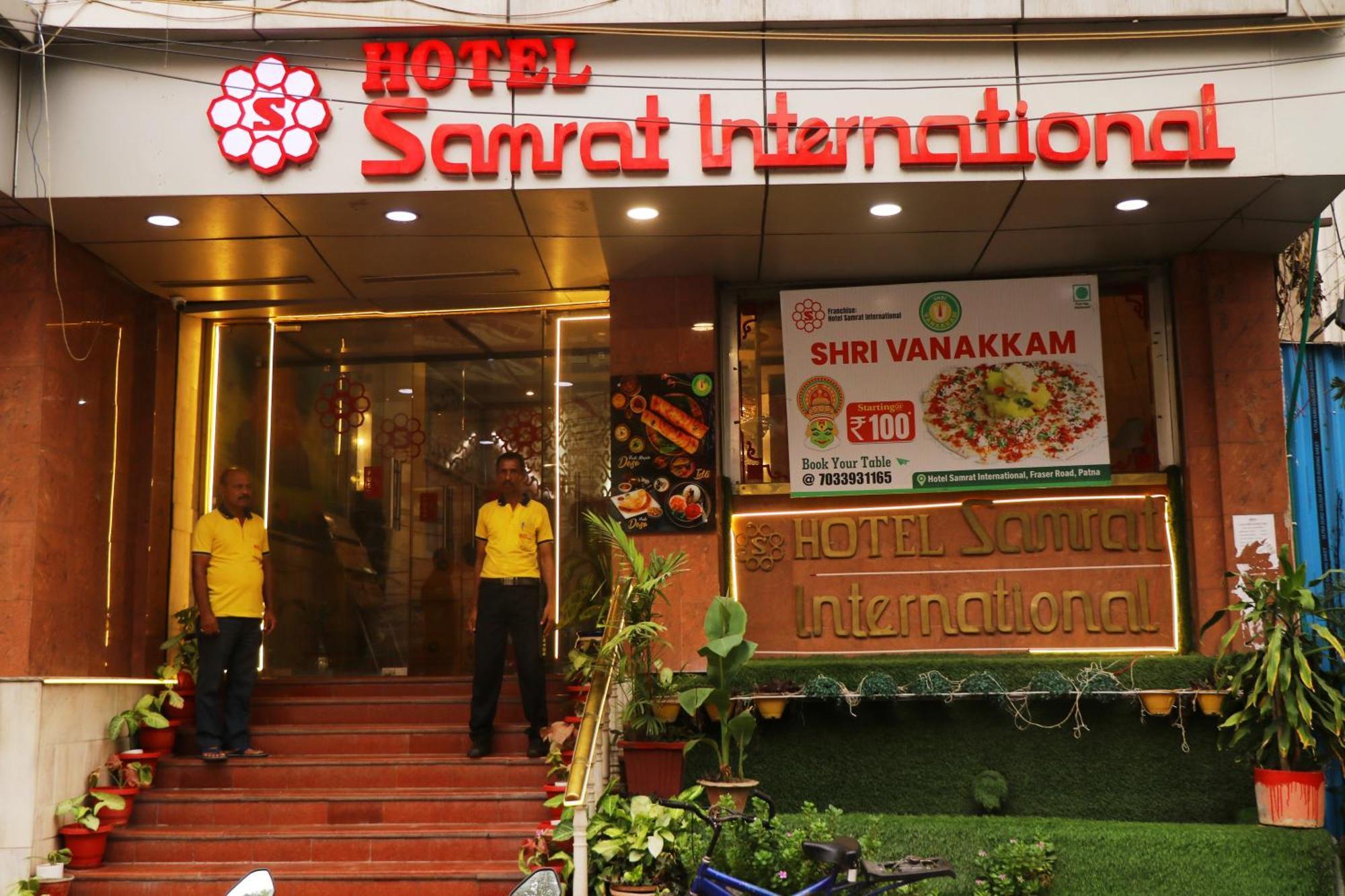 Hotel Samrat International Patna  Exteriör bild