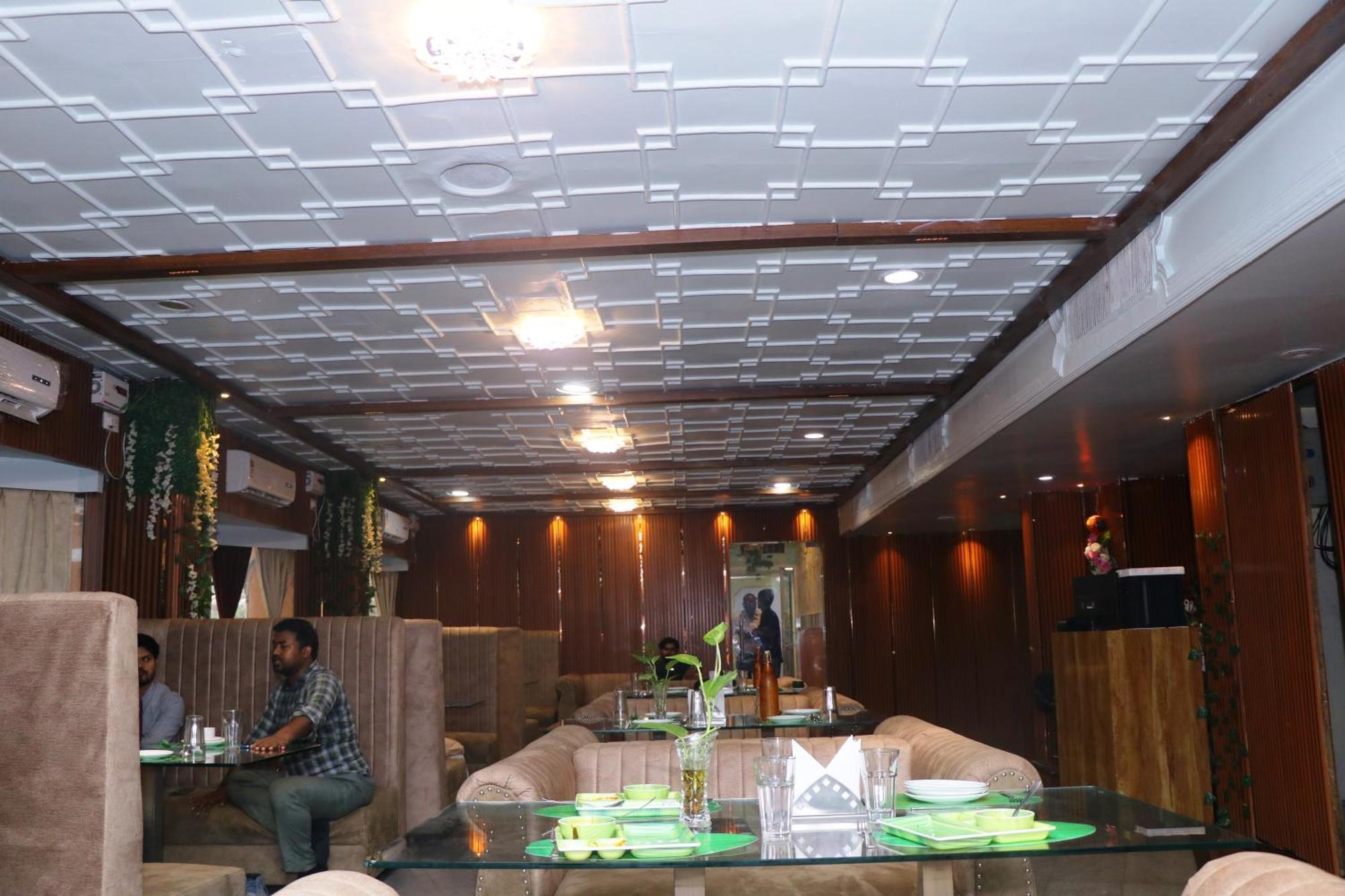 Hotel Samrat International Patna  Exteriör bild