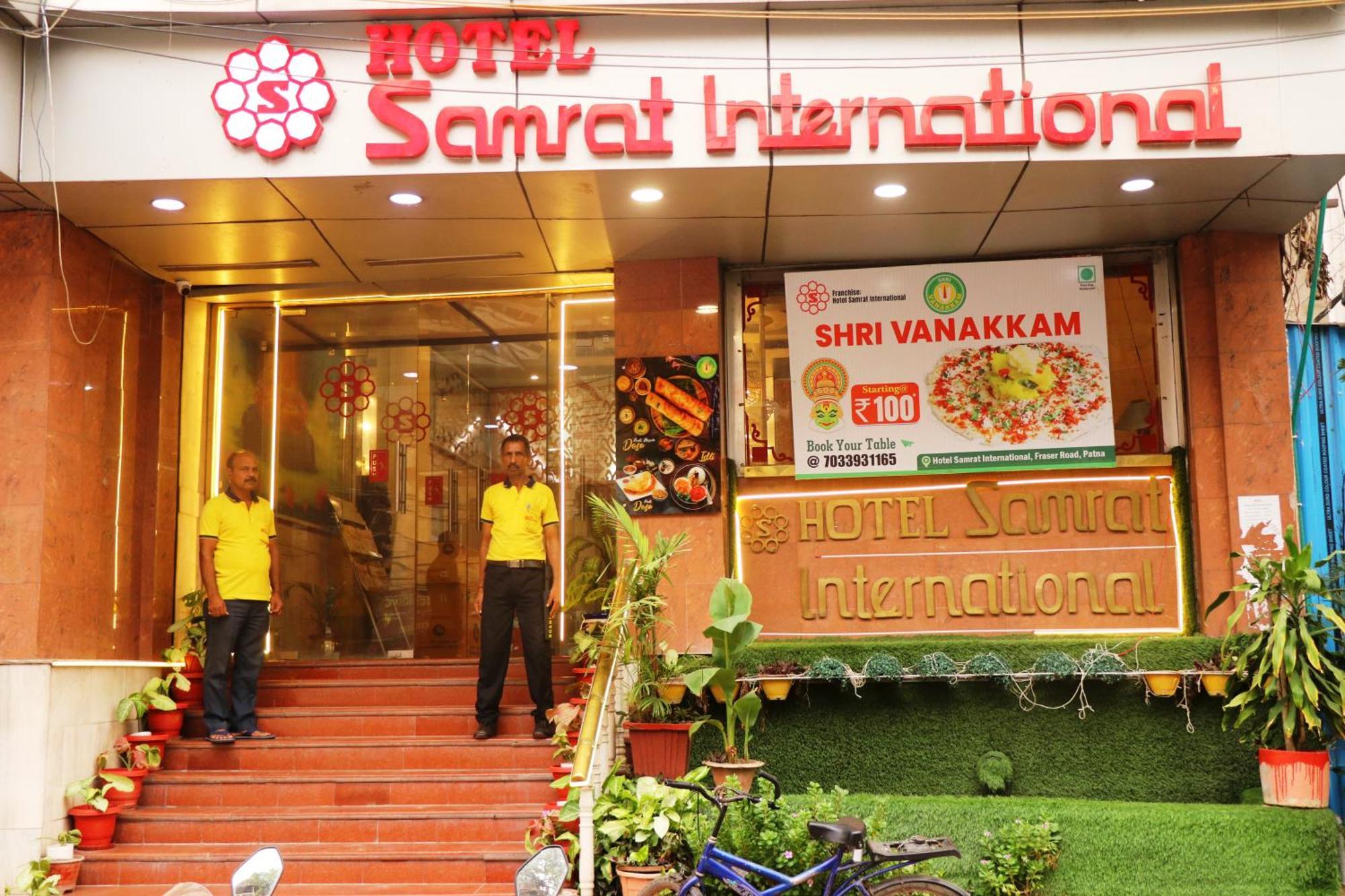 Hotel Samrat International Patna  Exteriör bild